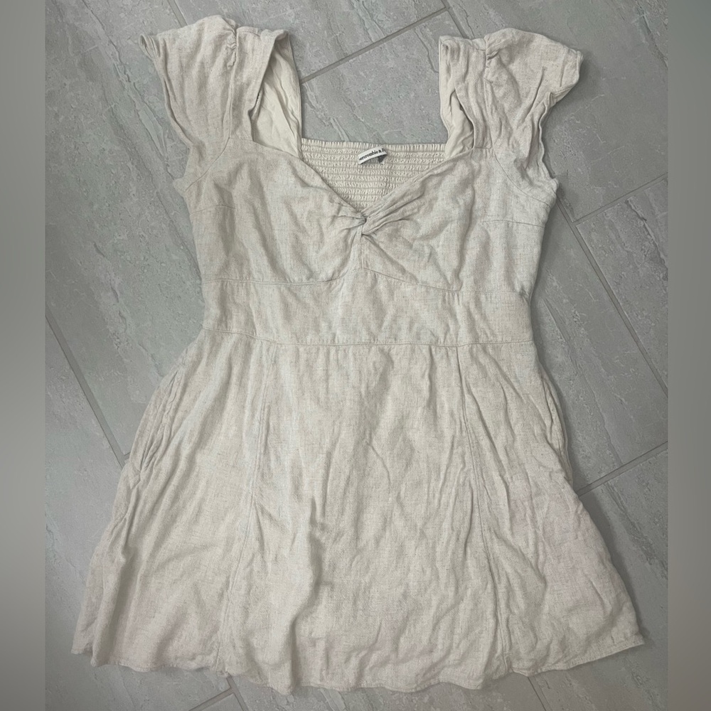 Abercrombie and Fitch dress size large